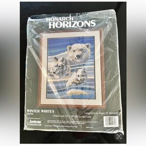 New Longstitch Needlepoint Kit L5234 Wool
Yarn wolves vintage